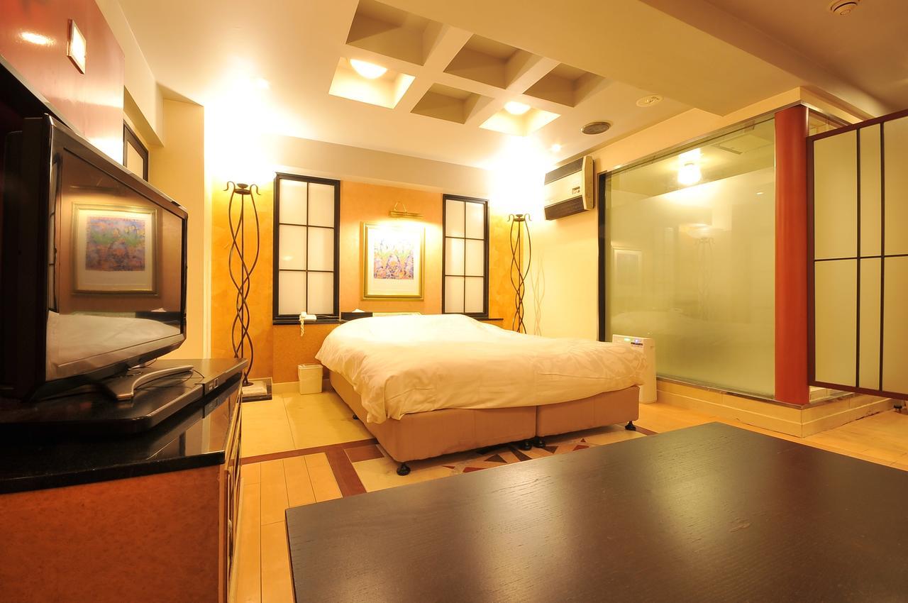 Two-way (adults Only) Hotel del amor *