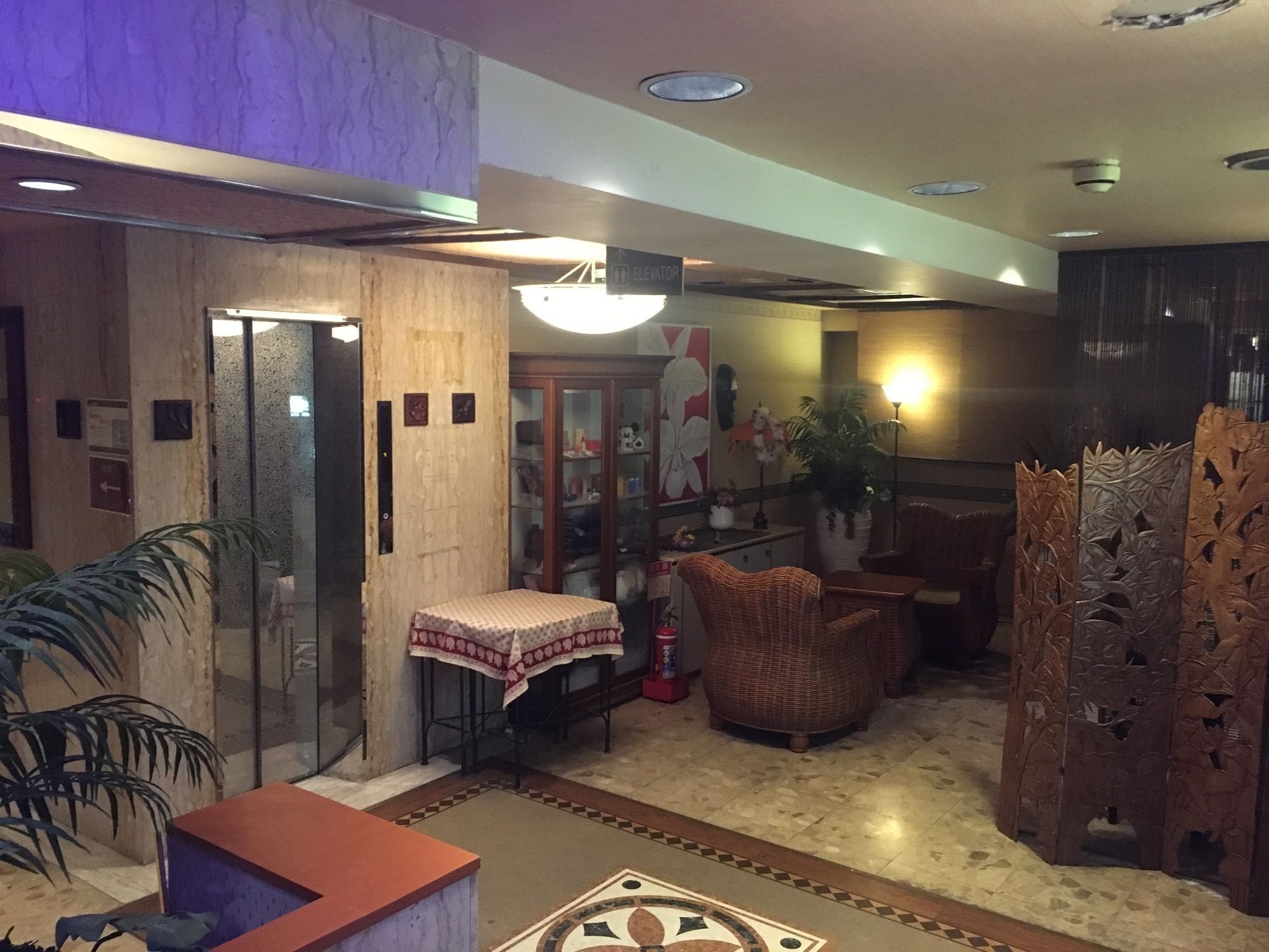 Two-way (adults Only) Hotel del amor